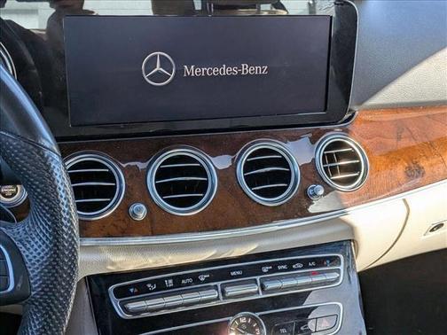 2017 Mercedes-Benz E-Class E 300 Luxury