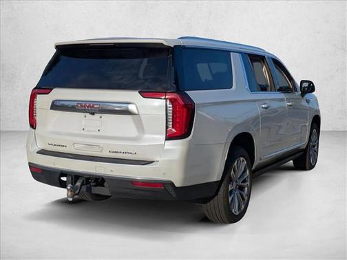 White Frost Tricoat 2022 GMC Yukon XL Denali