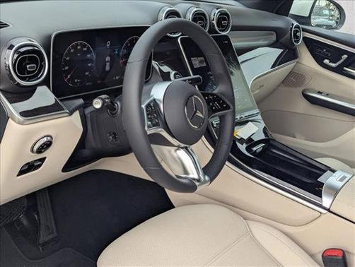 2025 Mercedes-Benz GLC 300 Base