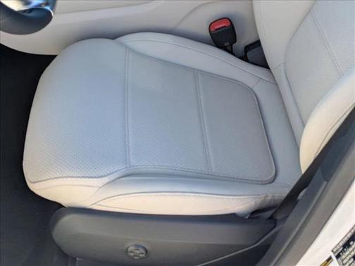 2026 Mercedes-Benz GLC 300 Base