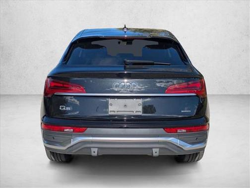 2022 Audi Q5 45 S line Premium