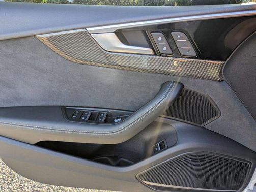 2022 Audi S5 Premium Plus TFSI quattro Tiptronic