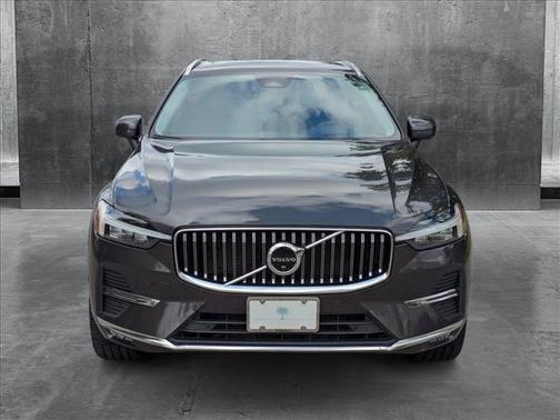 2022 Volvo XC60 B5 Inscription