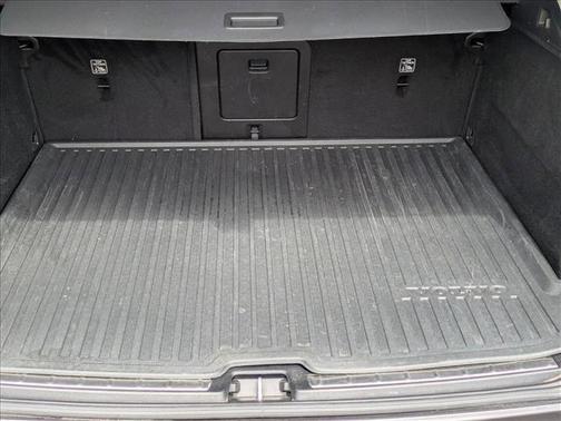 2022 Volvo XC60 B5 Inscription