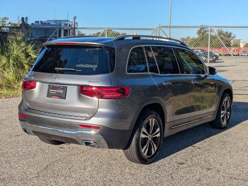 2025 Mercedes-Benz GLB 250 4MATIC