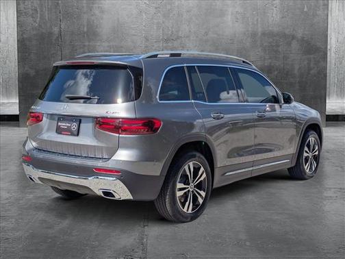 2025 Mercedes-Benz GLB 250 4MATIC