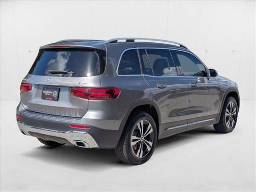 2025 Mercedes-Benz GLB 250 4MATIC