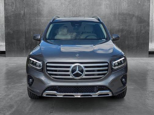 2025 Mercedes-Benz GLB 250 4MATIC