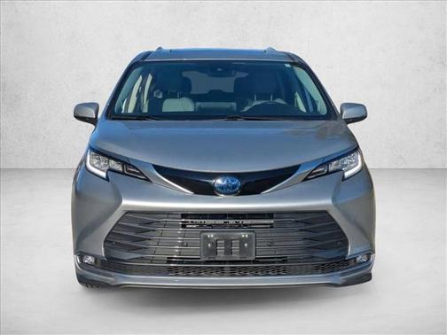 2023 Toyota Sienna Limited