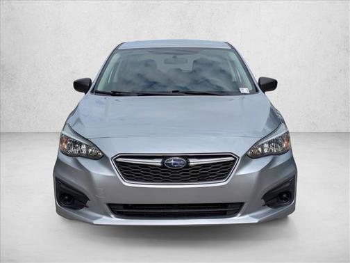Ice Silver Metallic 2018 Subaru Impreza 2.0i