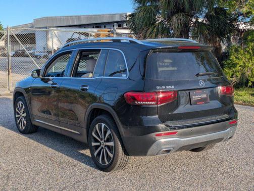 2023 Mercedes-Benz GLB 250 Base