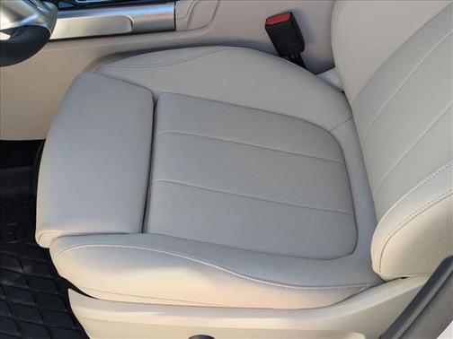 2026 Mercedes-Benz GLB 250 Base