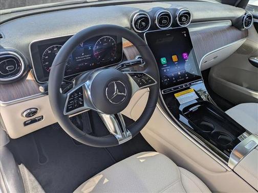 2025 Mercedes-Benz GLC 300 4MATIC