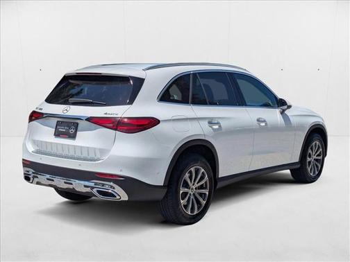 2025 Mercedes-Benz GLC 300 4MATIC