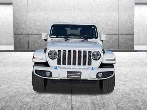 Bright White Clearcoat 2022 Jeep Wrangler Unlimited 4xe Sahara High Altitude