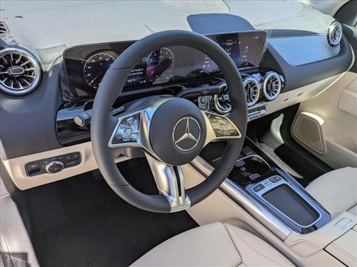 2025 Mercedes-Benz GLA 250 Base