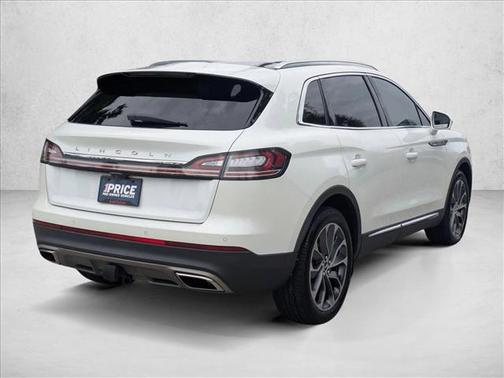 Pristine White Metallic Tri-Coat 2022 Lincoln Nautilus Reserve