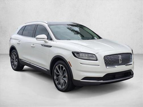 Pristine White Metallic Tri-Coat 2022 Lincoln Nautilus Reserve