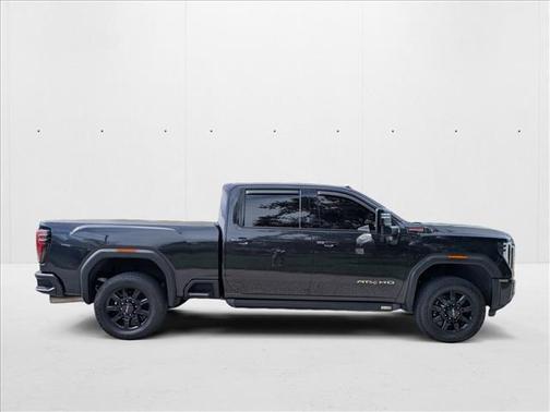 2024 GMC Sierra 2500 AT4
