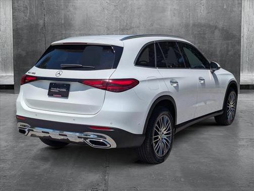 2025 Mercedes-Benz GLC 300 Base