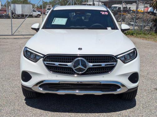 2025 Mercedes-Benz GLC 300 Base