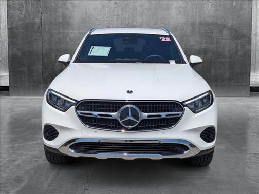 2025 Mercedes-Benz GLC 300 Base