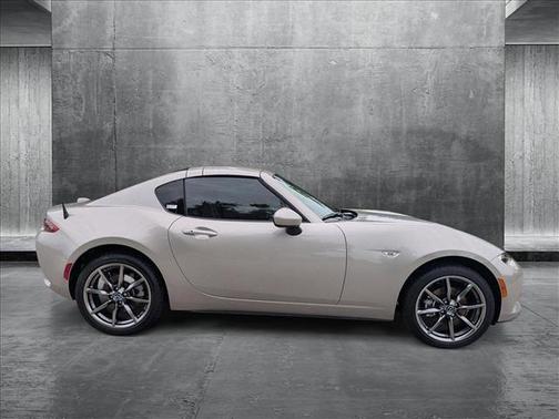 2023 Mazda MX-5 Miata RF Grand Touring