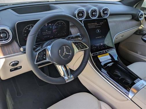 2026 Mercedes-Benz GLC 300 Base