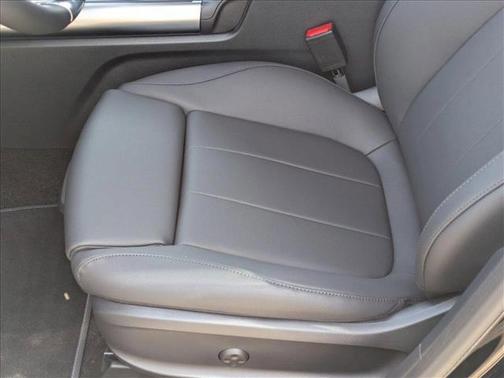 2025 Mercedes-Benz GLA 250 Base