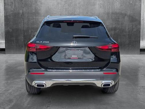 2025 Mercedes-Benz GLA 250 4MATIC