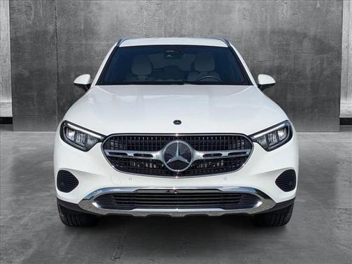 2025 Mercedes-Benz GLC 300 Base