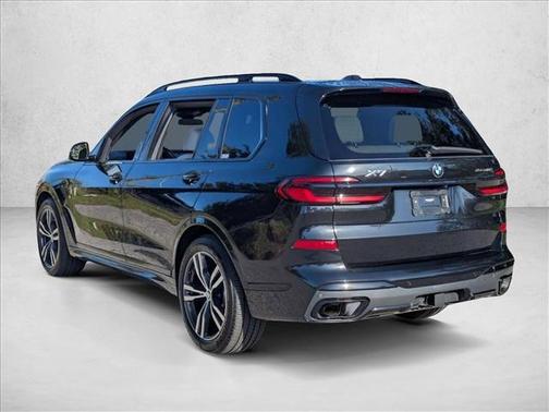 Black Sapphire Metallic 2024 BMW X7 xDrive40i