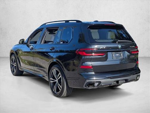 Black Sapphire Metallic 2024 BMW X7 xDrive40i