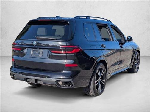 Black Sapphire Metallic 2024 BMW X7 xDrive40i