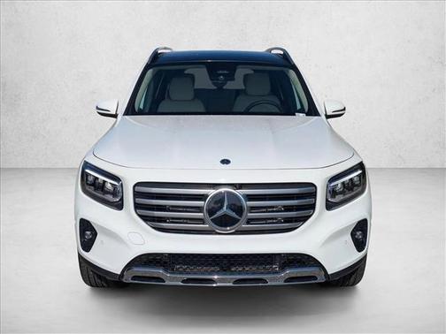 Polar White 2026 Mercedes-Benz GLB 250 4MATIC