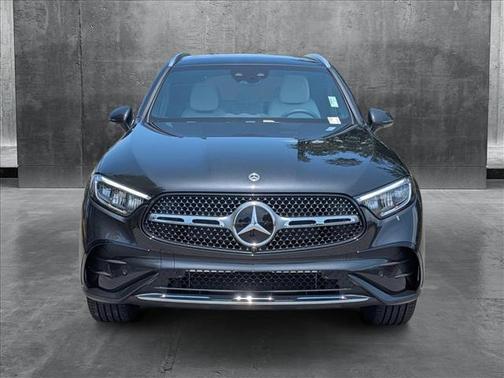 2025 Mercedes-Benz GLC 300 Base