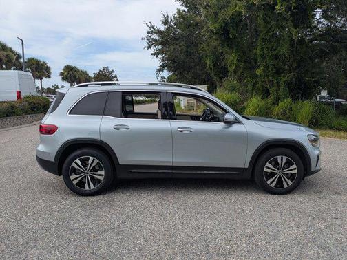 2025 Mercedes-Benz GLB 250 Base