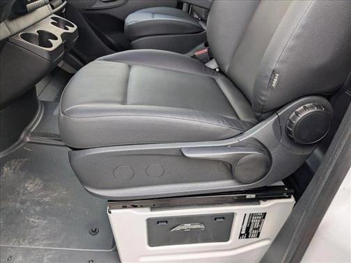 2025 Mercedes-Benz Sprinter 2500 Standard Roof