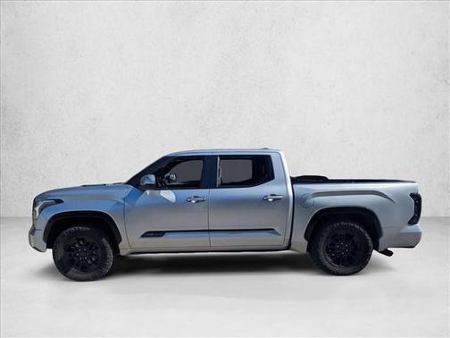 2023 Toyota Tundra Hybrid Platinum