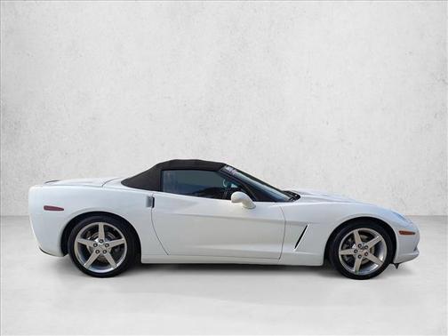 2005 Chevrolet Corvette Base