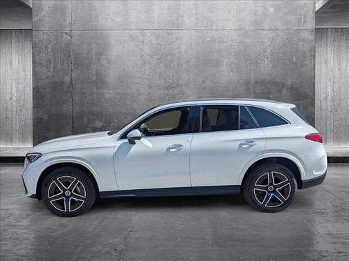 2025 Mercedes-Benz GLC 300 4MATIC
