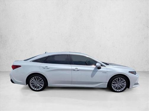 Wind Chill Pearl 2020 Toyota Avalon Hybrid Limited