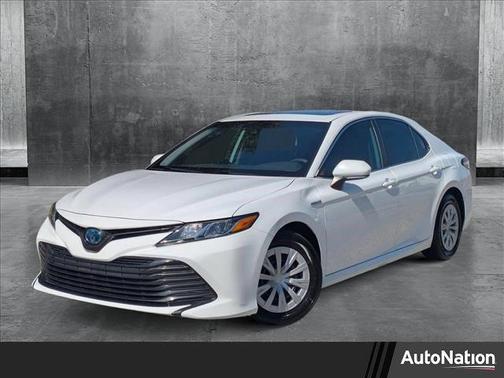 2019 Toyota Camry Hybrid LE