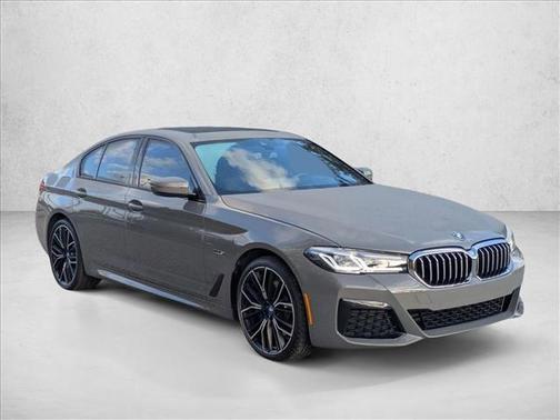 2022 BMW 530e Base