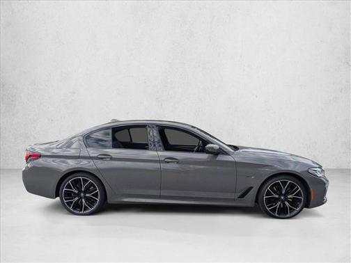 2022 BMW 530e Base