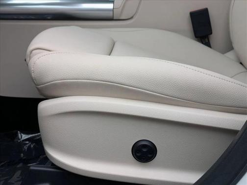 Polar White 2026 Mercedes-Benz GLA 250 4MATIC