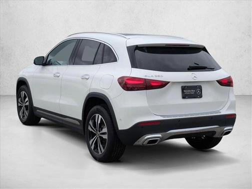 Polar White 2026 Mercedes-Benz GLA 250 4MATIC