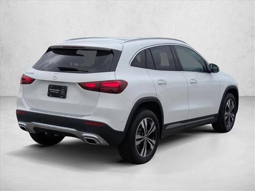 Polar White 2026 Mercedes-Benz GLA 250 4MATIC