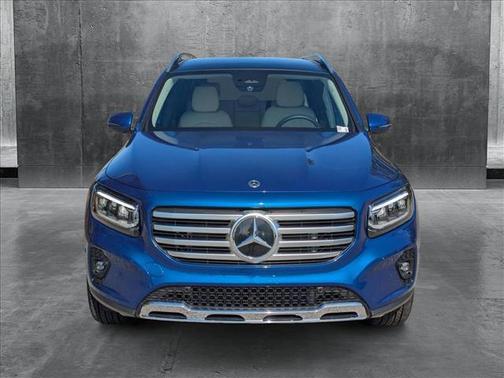 2025 Mercedes-Benz GLB 250 4MATIC