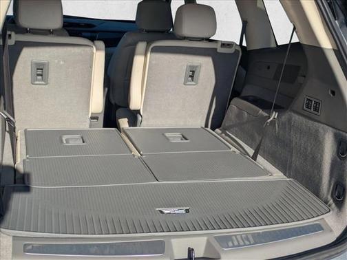 2025 Cadillac XT6 Premium Luxury FWD